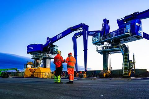 Electric-Powered Hydraulic Cranes for the Port of Ipswich