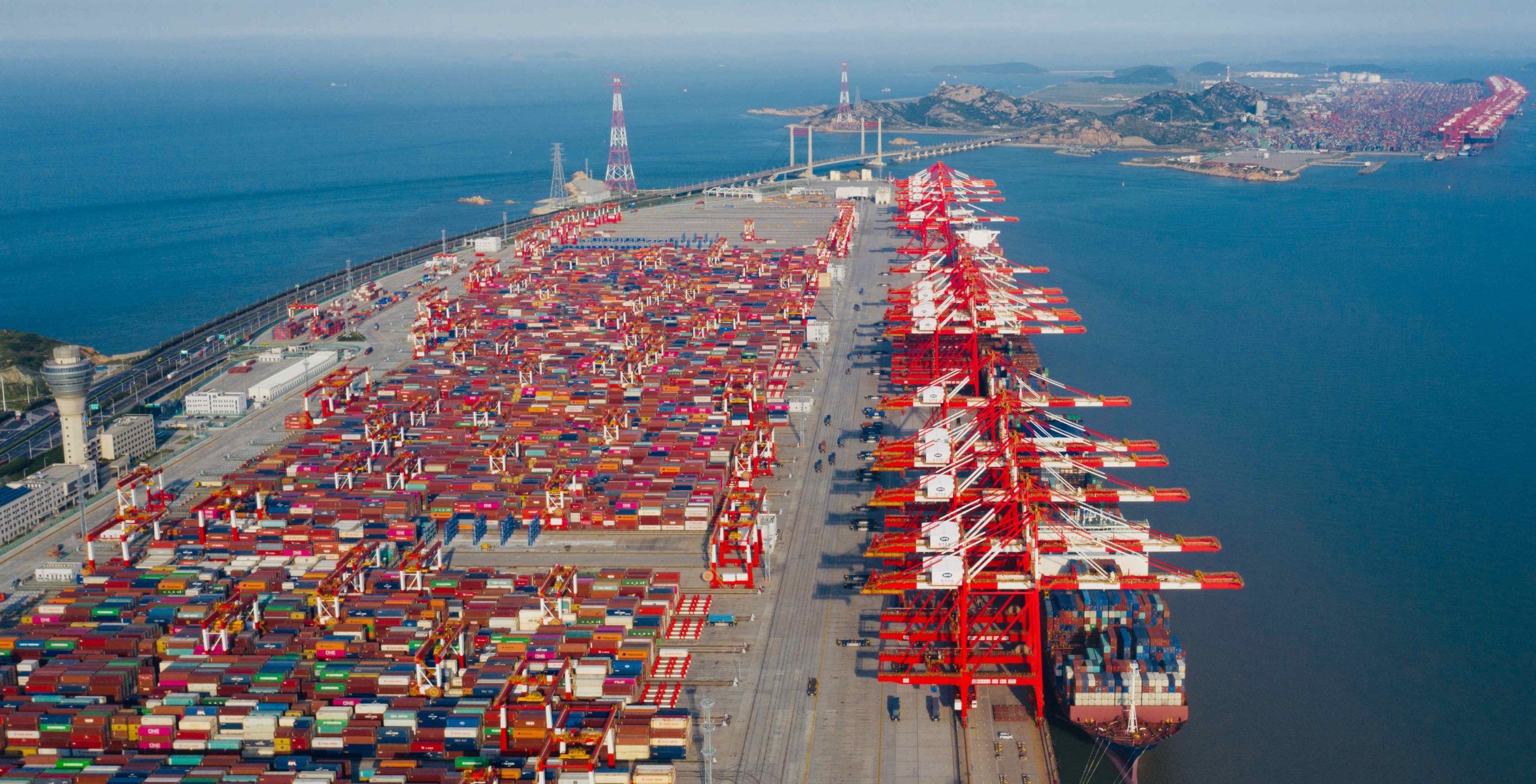 Shanghai Port Positions as World’s Busiest Container Port with 6.1% Growth in H1 2025