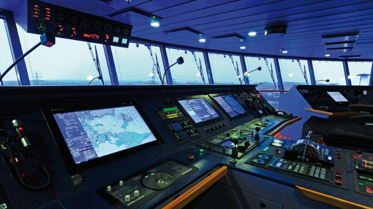 Electronic Systems of Position Fixing and Navigation on Ships