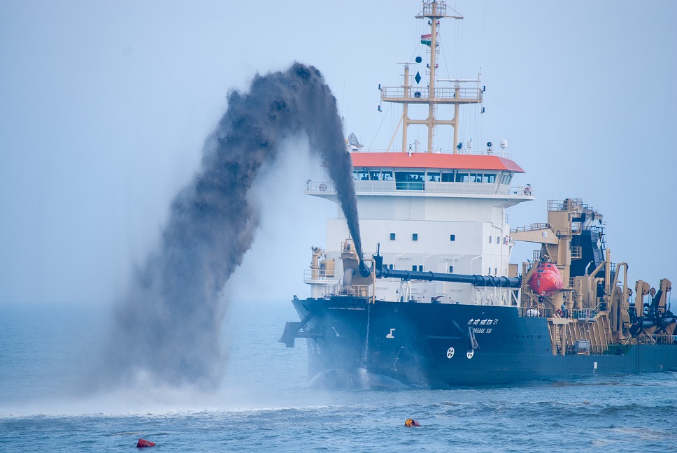Dredging Today Explained: Environmental Rules, Equipment, and Costs