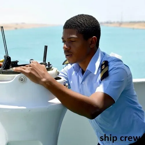 Deck Cadet : Gaining Experience in Navigation Watchkeeping on Ships